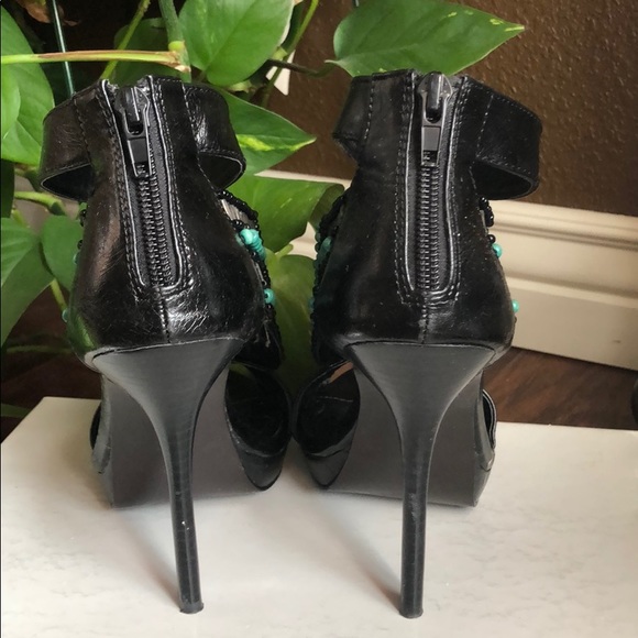 Talons Steve Madden En Cuir Verni Noir - Taille US 7.5 - Fermeture Zip - Occasion Très Bon état